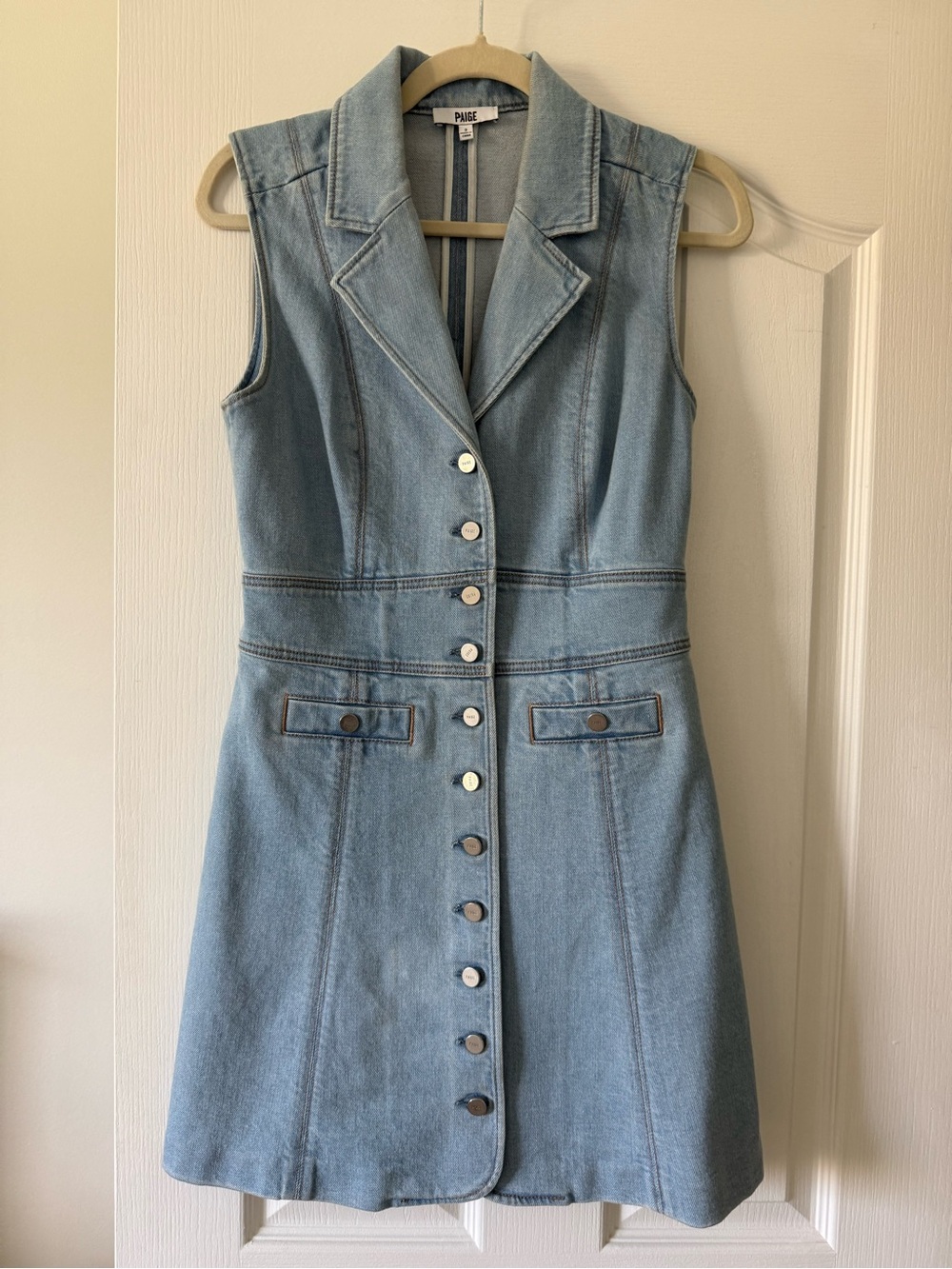 PAIGE Light Wash Denim Button Front Mini Dress Size 2 - Picture 3 of 6